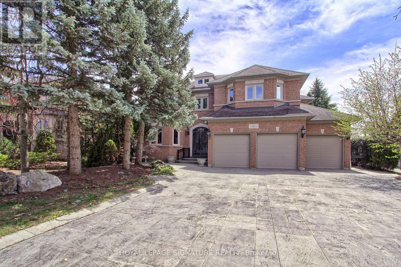 70 GRAYDON CRESCENT - 50