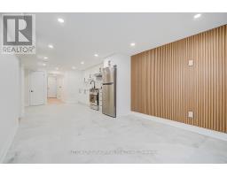 Kitchen - 176 Cherrywood Drive, Newmarket, ON L3Y2X8 Photo 11