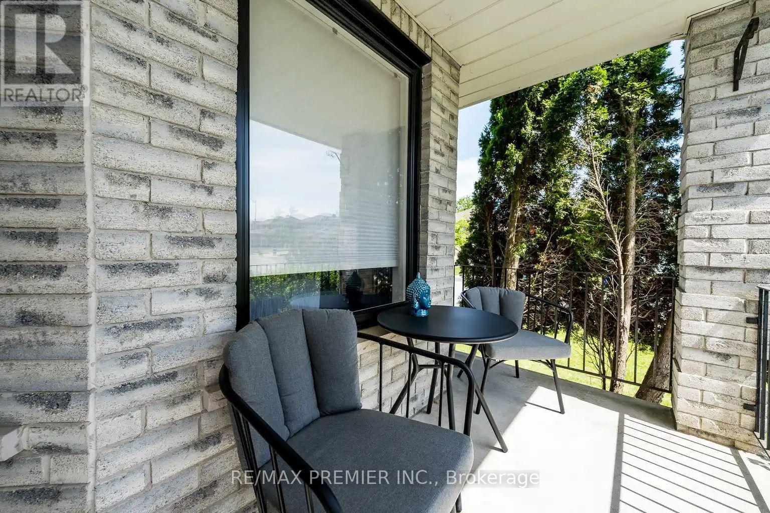 2 GRACE CRESCENT - 6