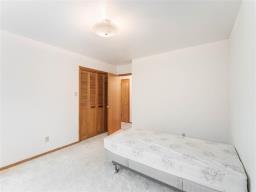 377 Main Street, Oakbank, MB R5N0N9 Photo 19