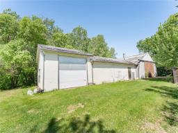 377 Main Street, Oakbank, MB R5N0N9 Photo 47
