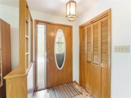 Great room - 377 Main Street, Oakbank, MB R5N0N9 Photo 7