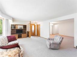 377 Main Street, Oakbank, MB R5N0N9 Photo 14