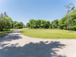 377 Main Street, Oakbank, MB R5N0N9 Photo 35