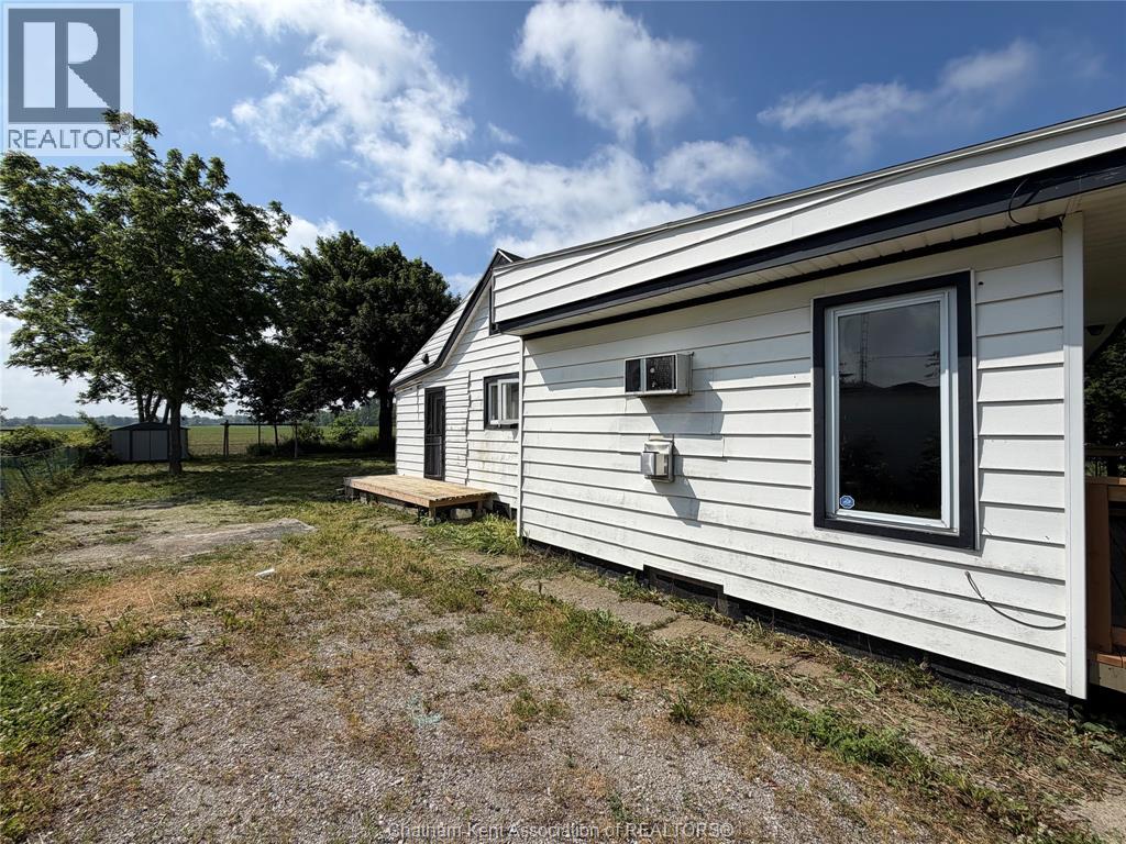 656 MCNAUGHTON AVENUE East - 3