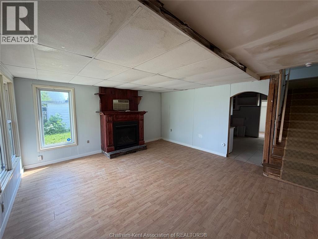 656 MCNAUGHTON AVENUE East - 6