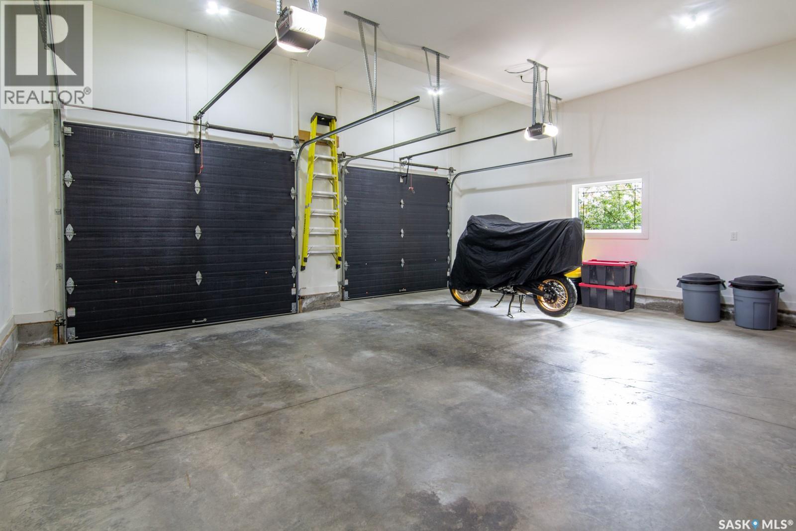 243 Pohorecky STREET — photo 34