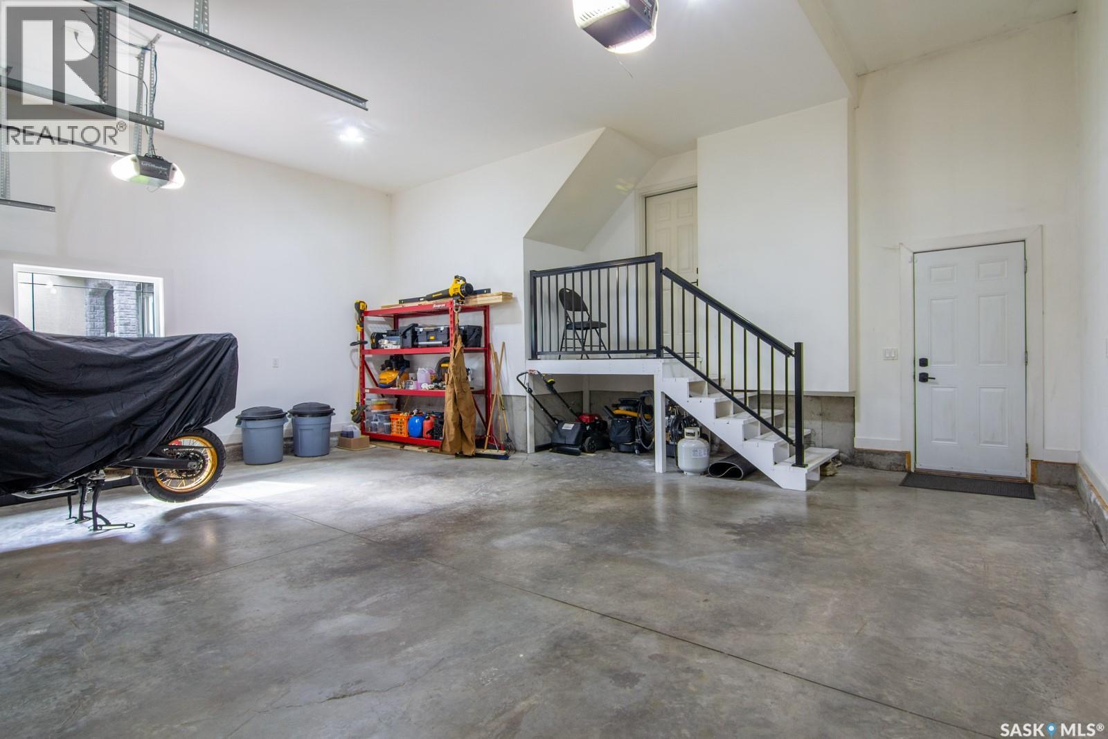 243 Pohorecky STREET — photo 35