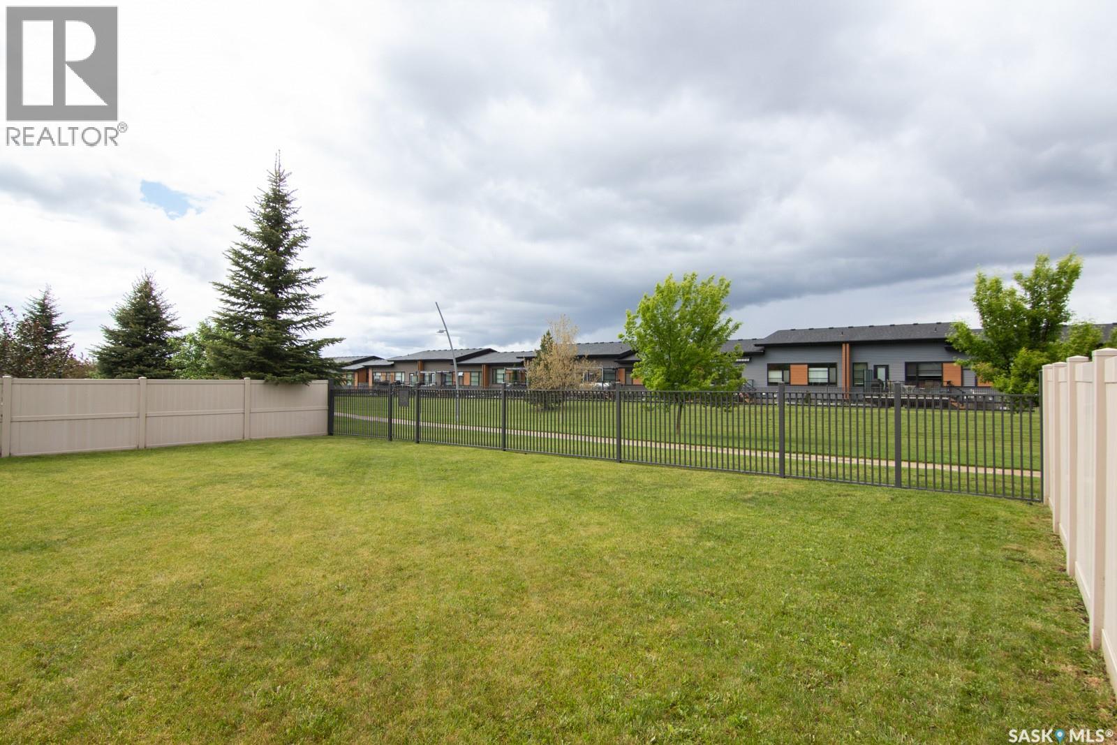 243 Pohorecky STREET — photo 37