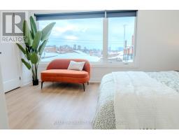 16 Habibi Lane, Toronto, ON M6E1N1 Photo 15