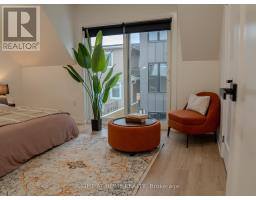 16 Habibi Lane, Toronto, ON M6E1N1 Photo 20