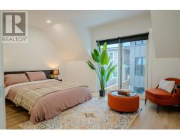 16 Habibi Lane, Toronto, ON M6E1N1 Photo 21