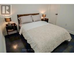 16 Habibi Lane, Toronto, ON M6E1N1 Photo 34