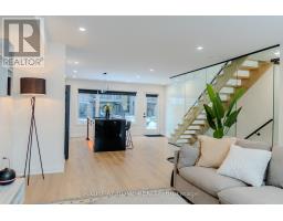 16 Habibi Lane, Toronto, ON M6E1N1 Photo 6