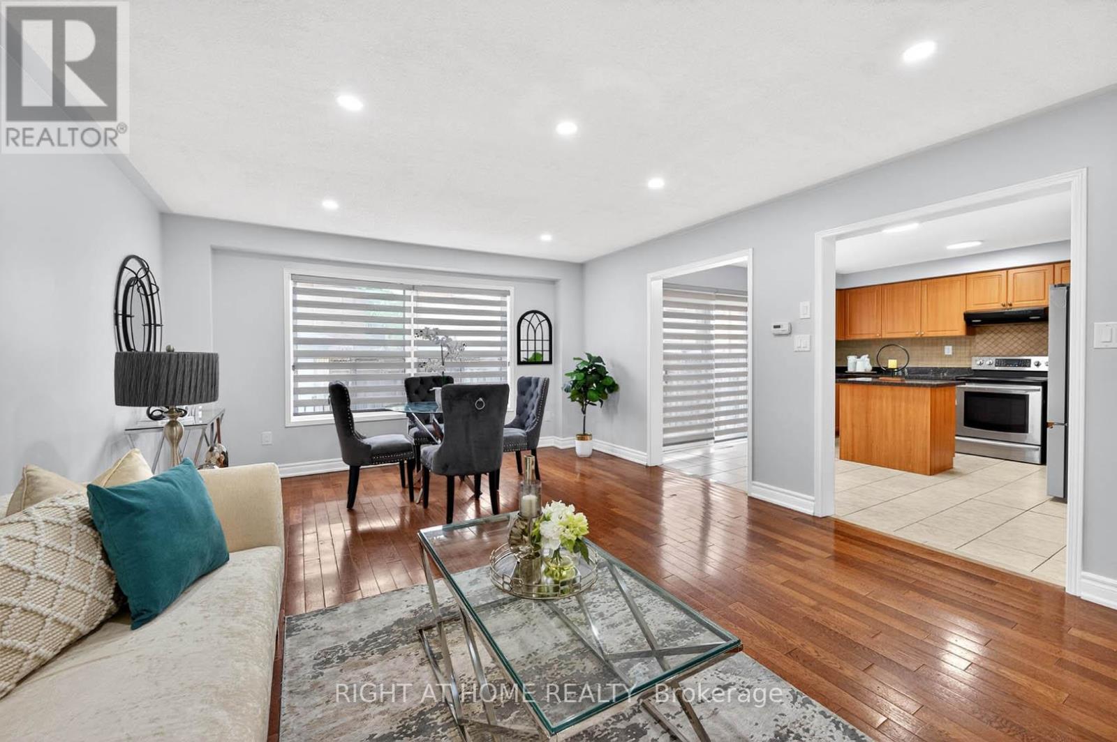 36 EARLSBRIDGE BOULEVARD - 11