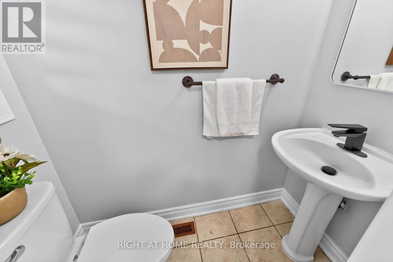 36 EARLSBRIDGE BOULEVARD - 19