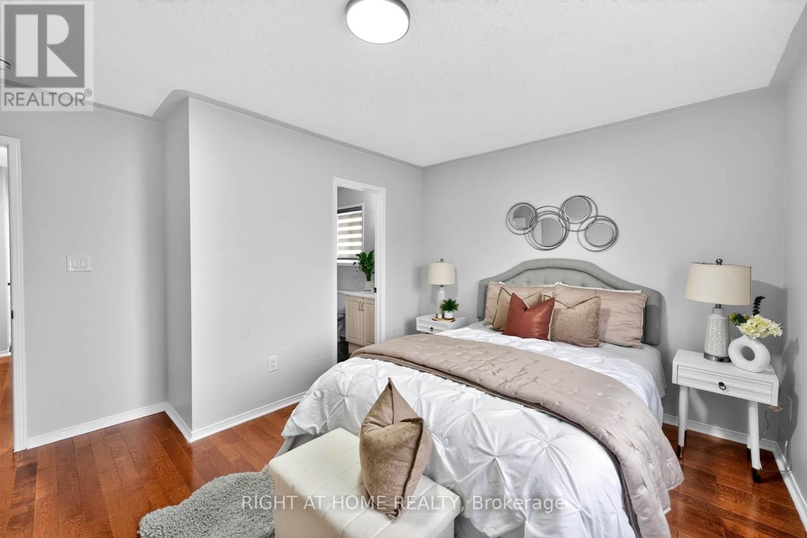36 EARLSBRIDGE BOULEVARD - 23
