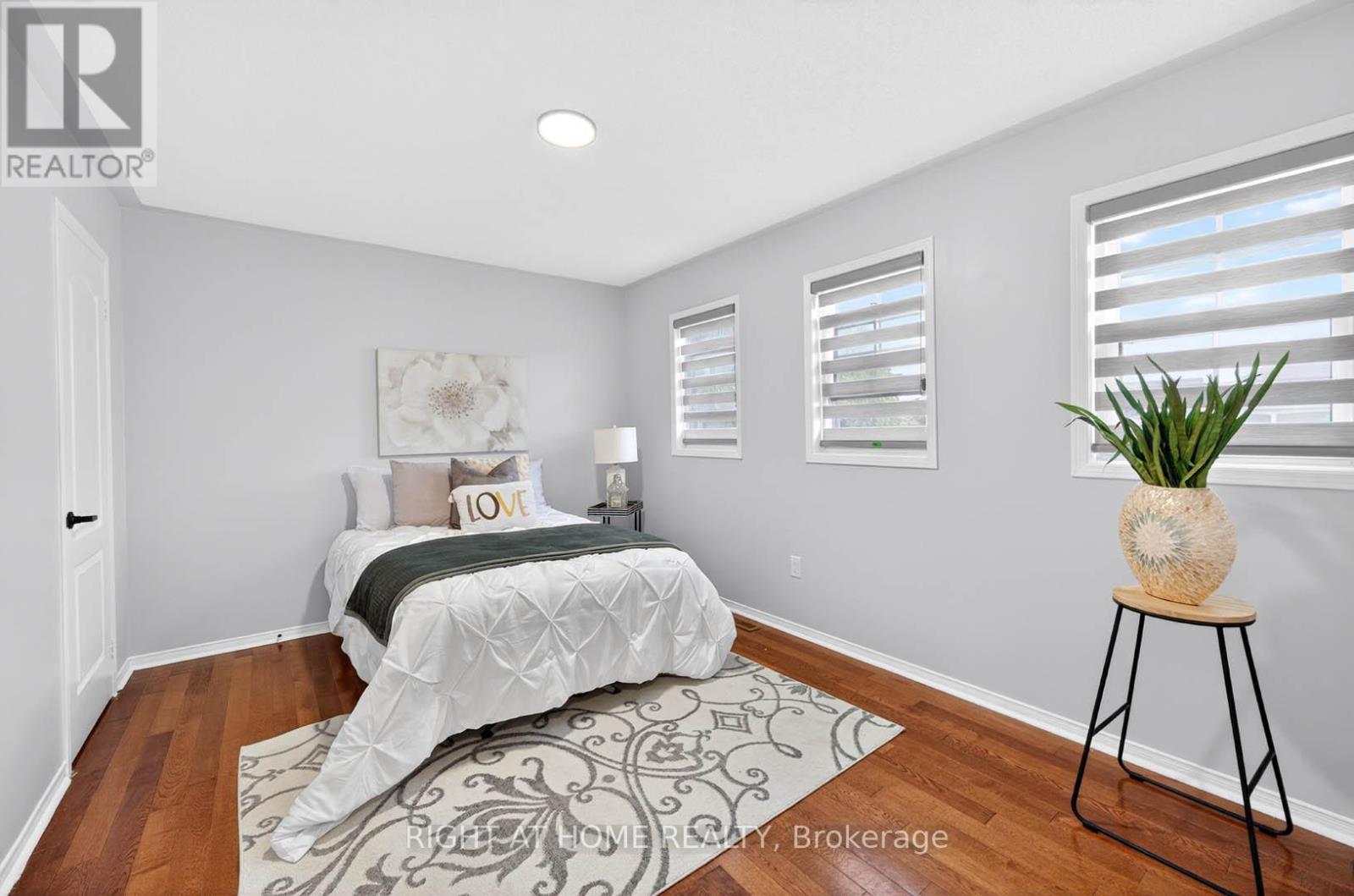 36 EARLSBRIDGE BOULEVARD - 26