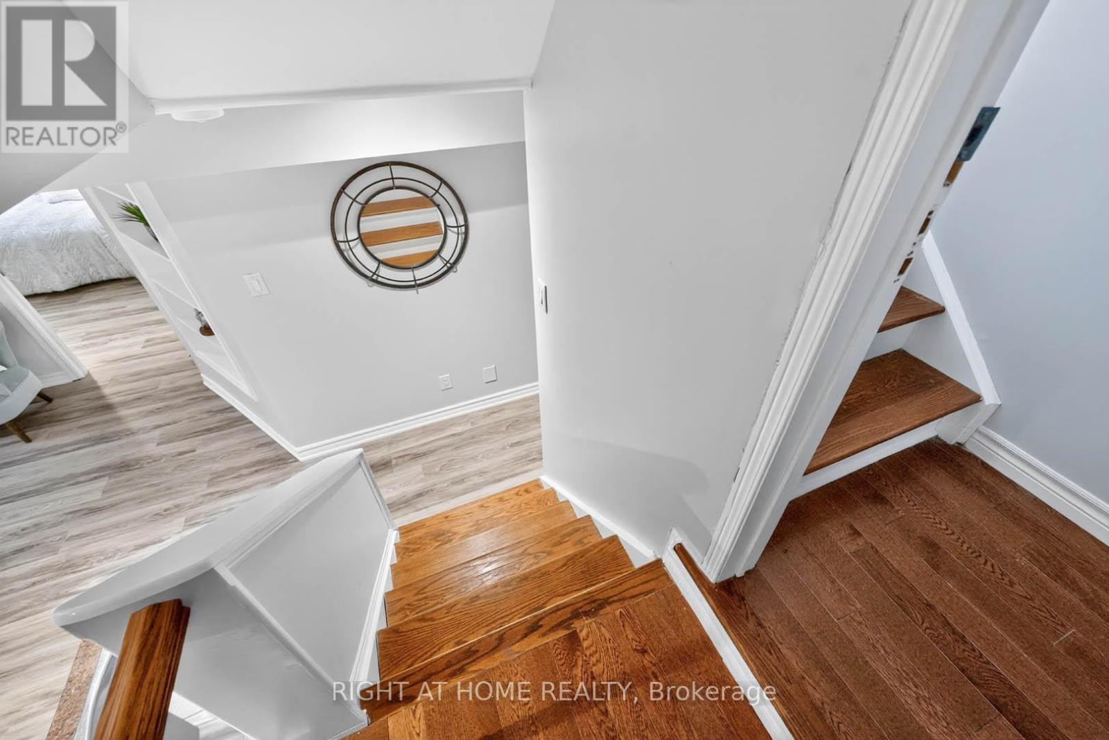 36 EARLSBRIDGE BOULEVARD - 34