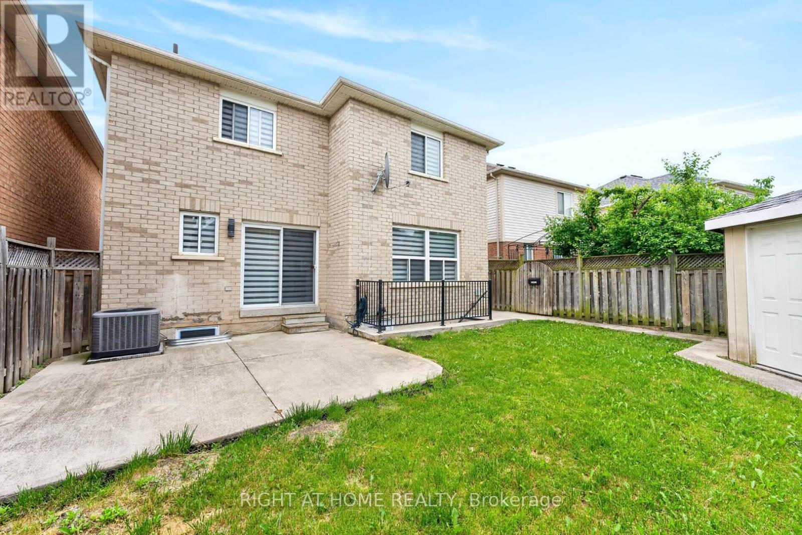 36 EARLSBRIDGE BOULEVARD - 48