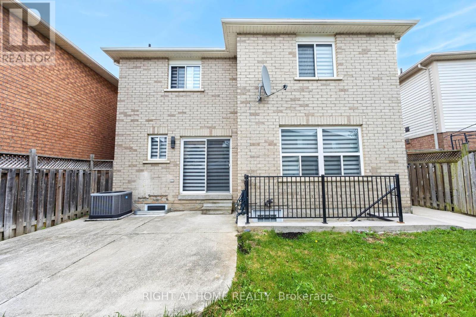 36 EARLSBRIDGE BOULEVARD - 49