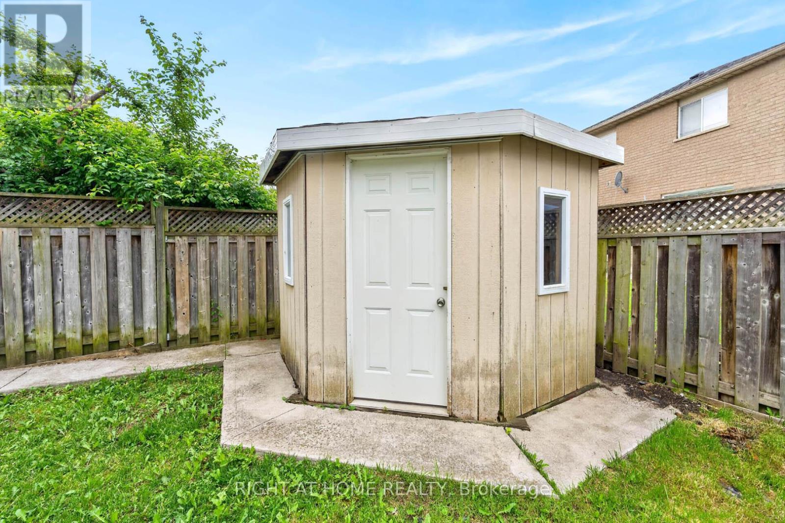 36 EARLSBRIDGE BOULEVARD - 50