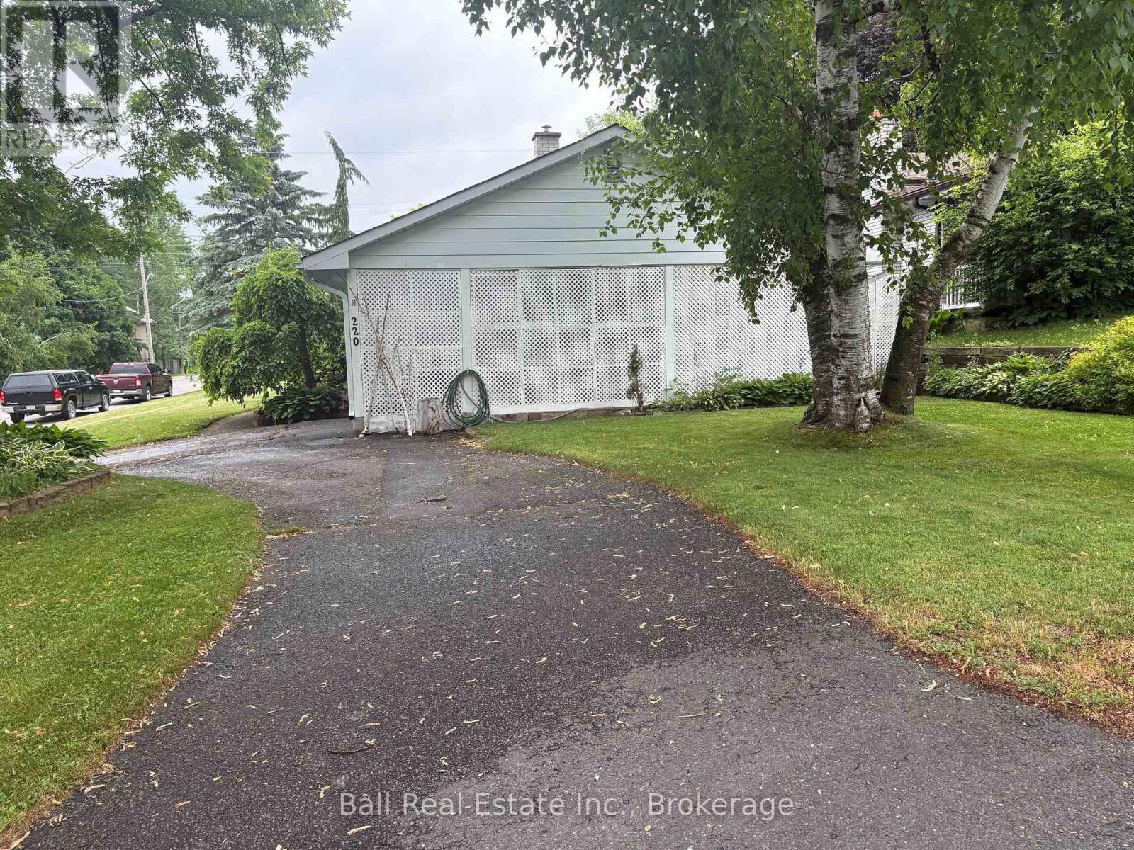220 IRETON STREET - 30