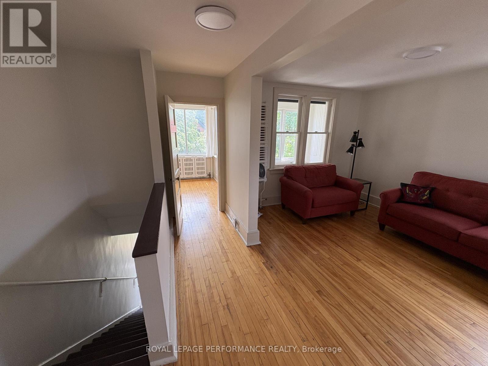 2 Bed, 1 Bath Multi-Family for Rent in Ottawa – C – 721 COOPER STREET, Ottawa – MLS# X12983858 - Image 2