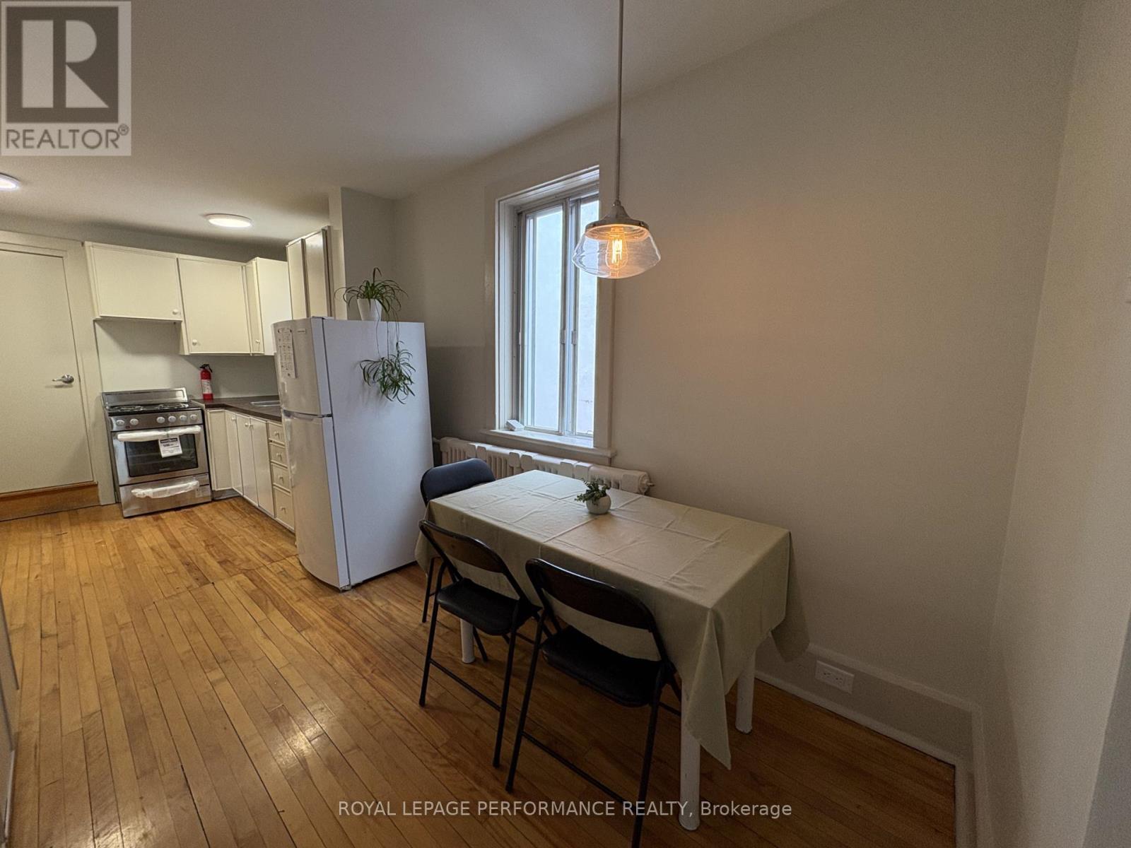 2 Bed, 1 Bath Multi-Family for Rent in Ottawa – C – 721 COOPER STREET, Ottawa – MLS# X12983858 - Image 7