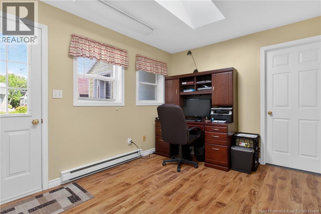 18 Jimarie Lane - 32