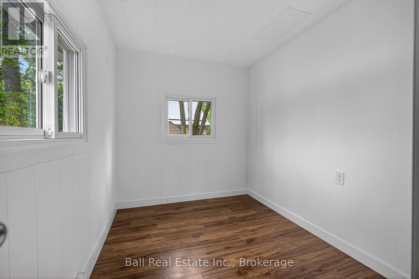 1832 - 1846 SOUTH BAY SHORE ROAD E - 18