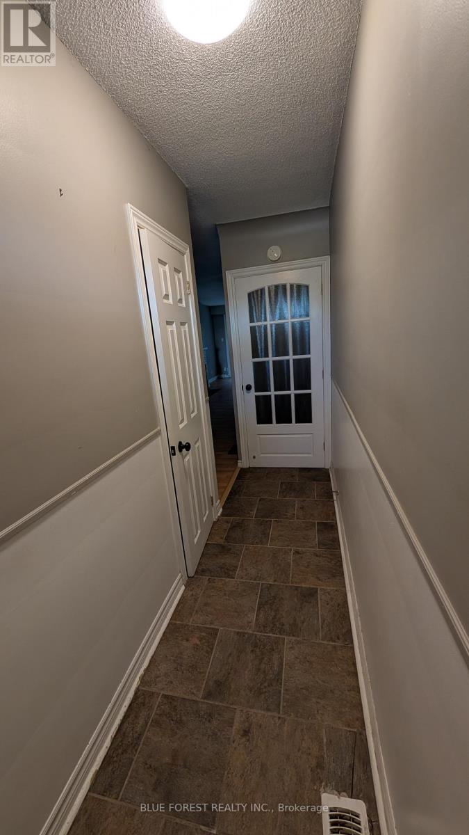 36 ARBOUR GLEN CRESCENT - 2