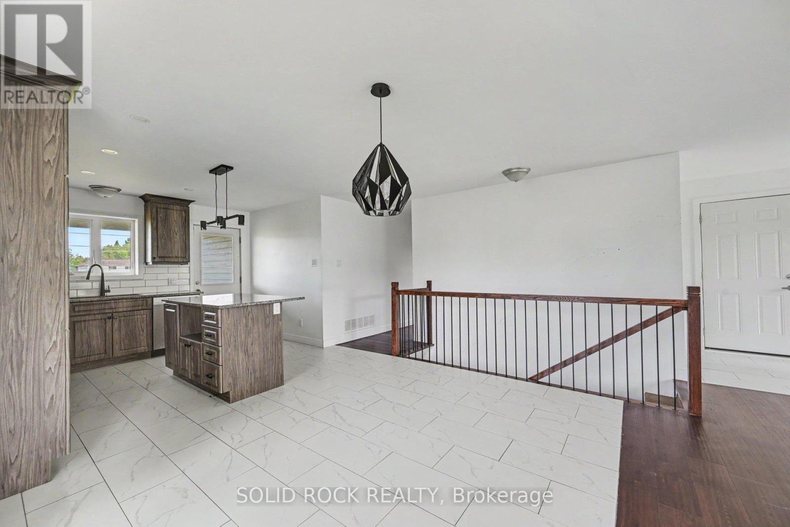 830 PORTELANCE AVENUE - 10