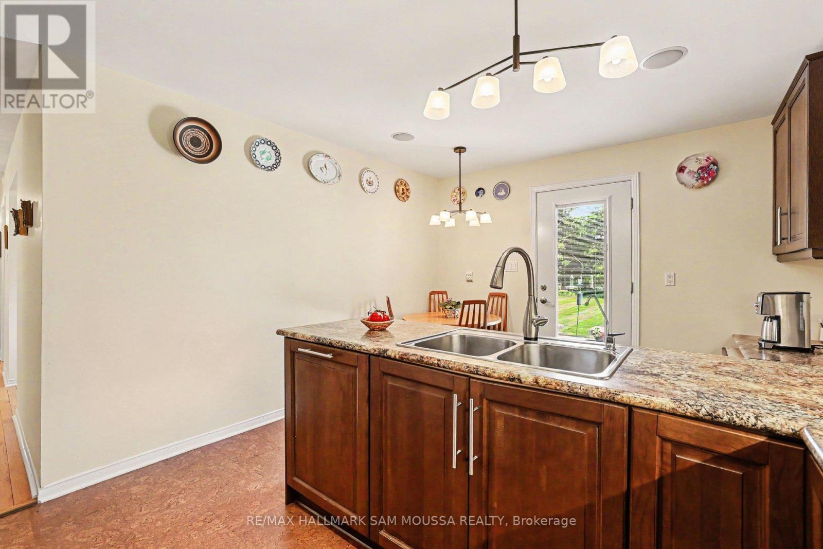 6482 HARVEST GROVE DRIVE — photo 19 of 48