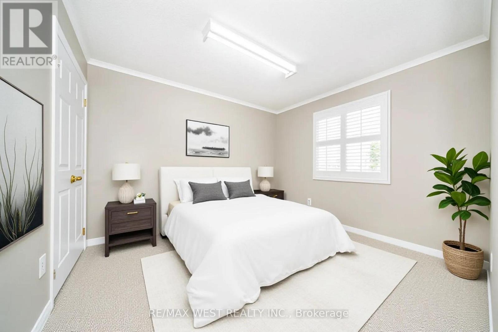 6 HAWKINS CRESCENT - 10