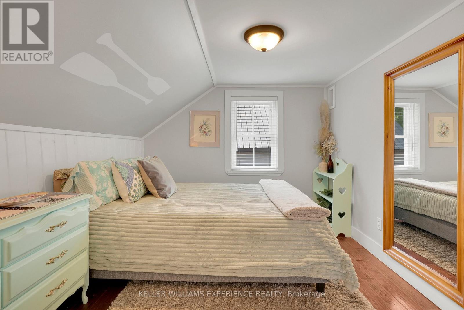 15 LEONARD AVENUE - Image 25