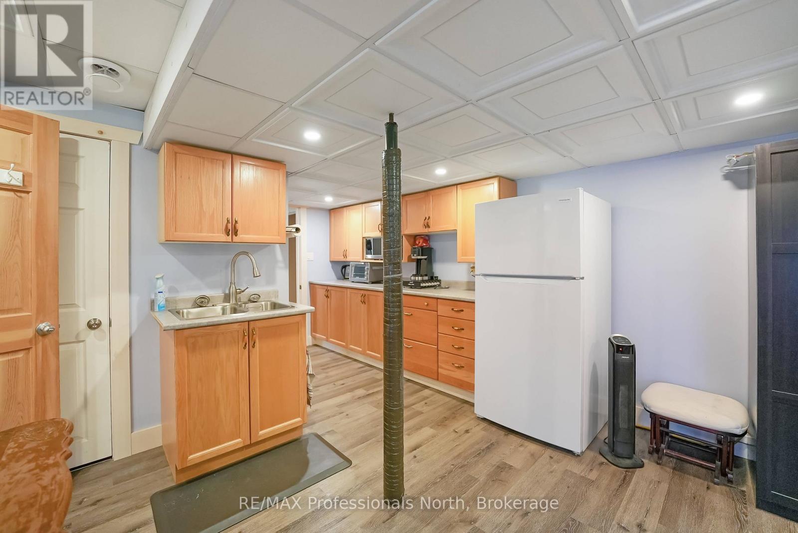 1310 ALEXANDER ROAD - 19