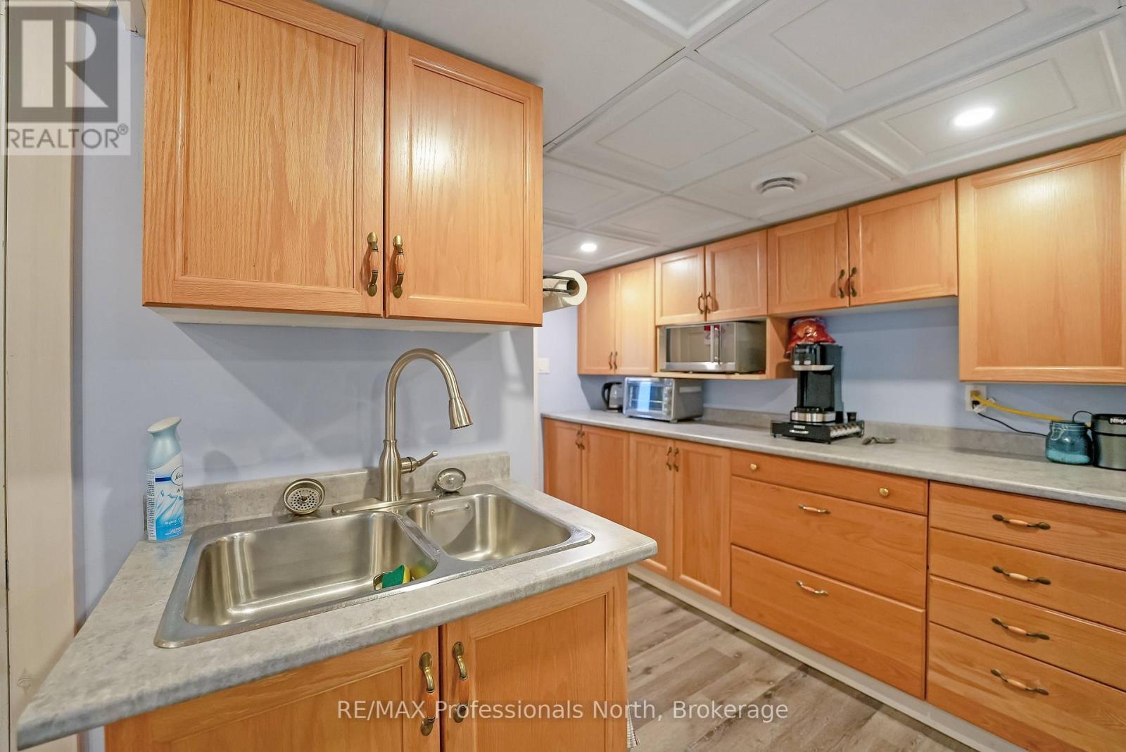 1310 ALEXANDER ROAD - 20