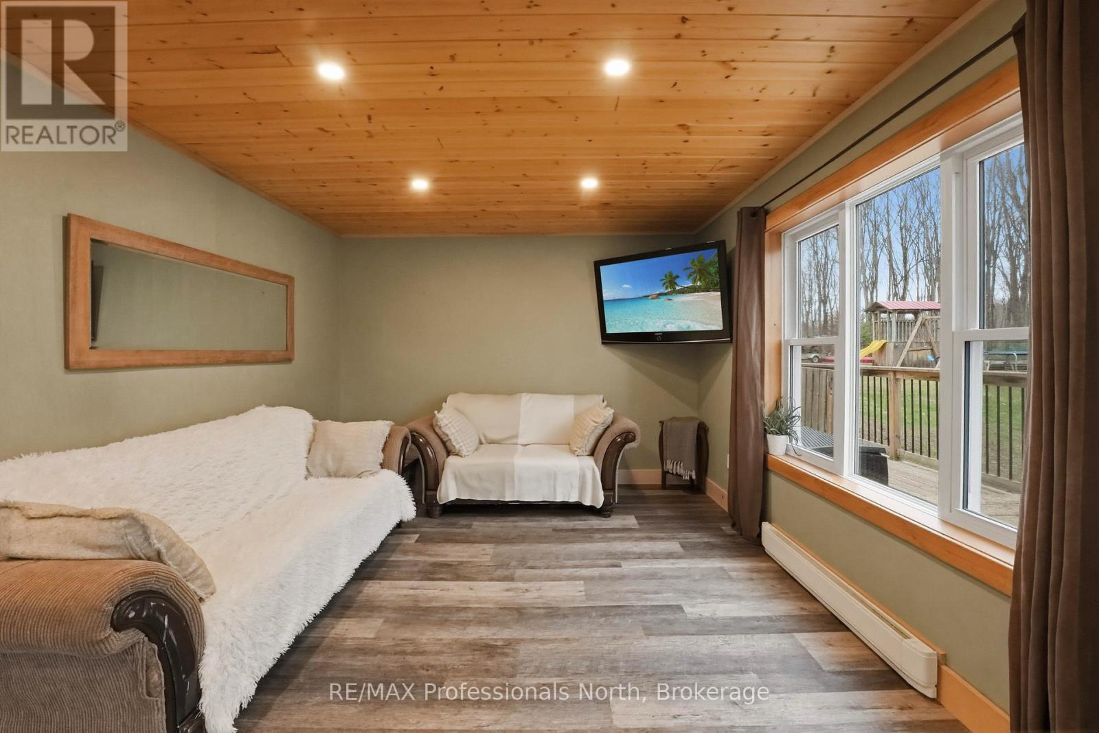 1310 ALEXANDER ROAD - 9