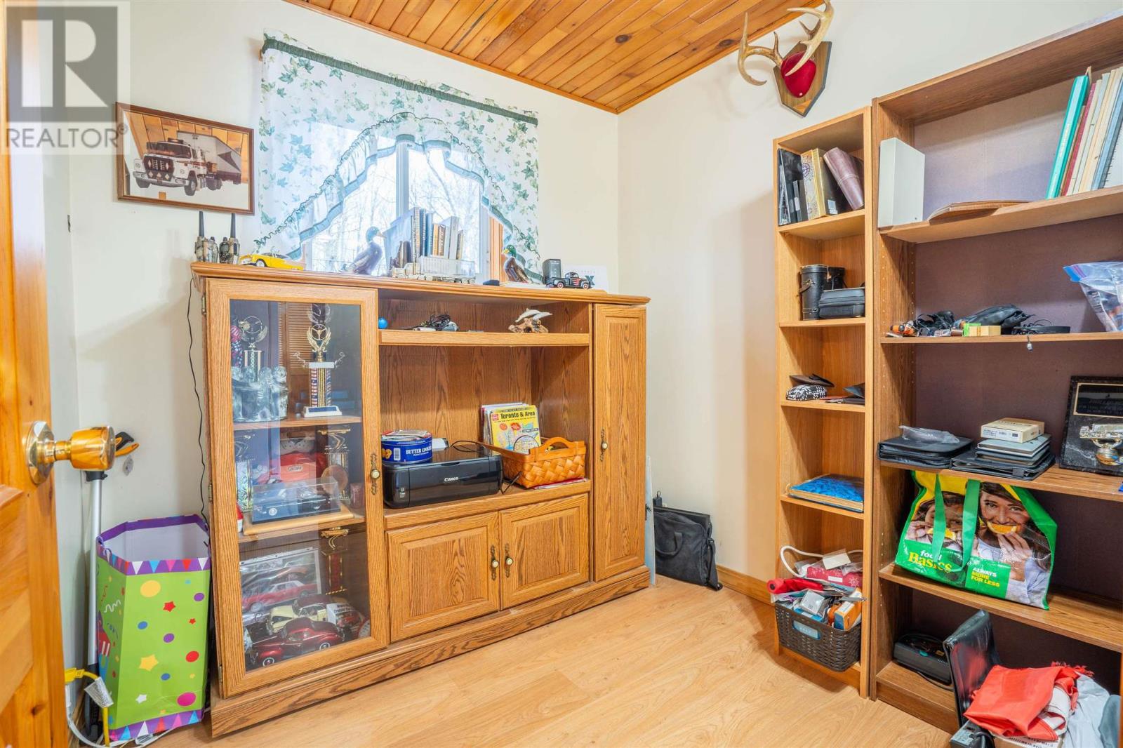 98 Whispering Pines RD - 22