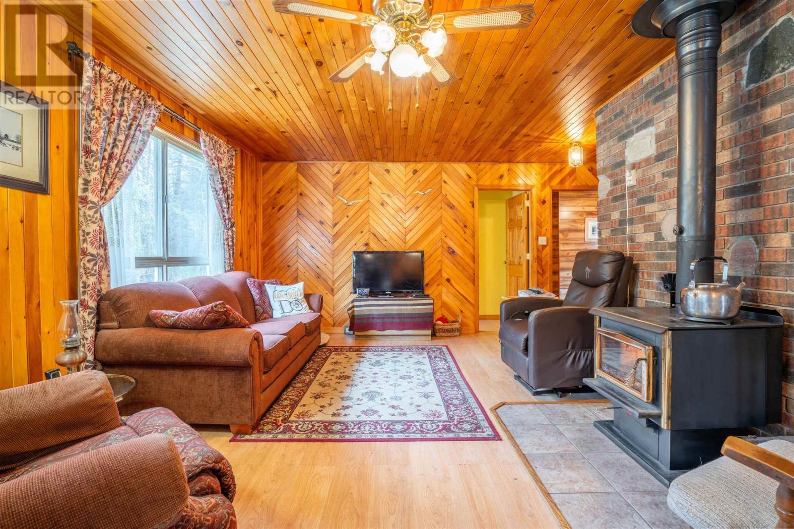 98 Whispering Pines RD - 8