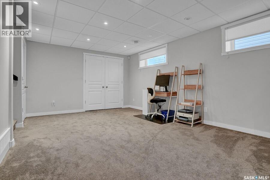 8705 Hincks LANE — photo 37