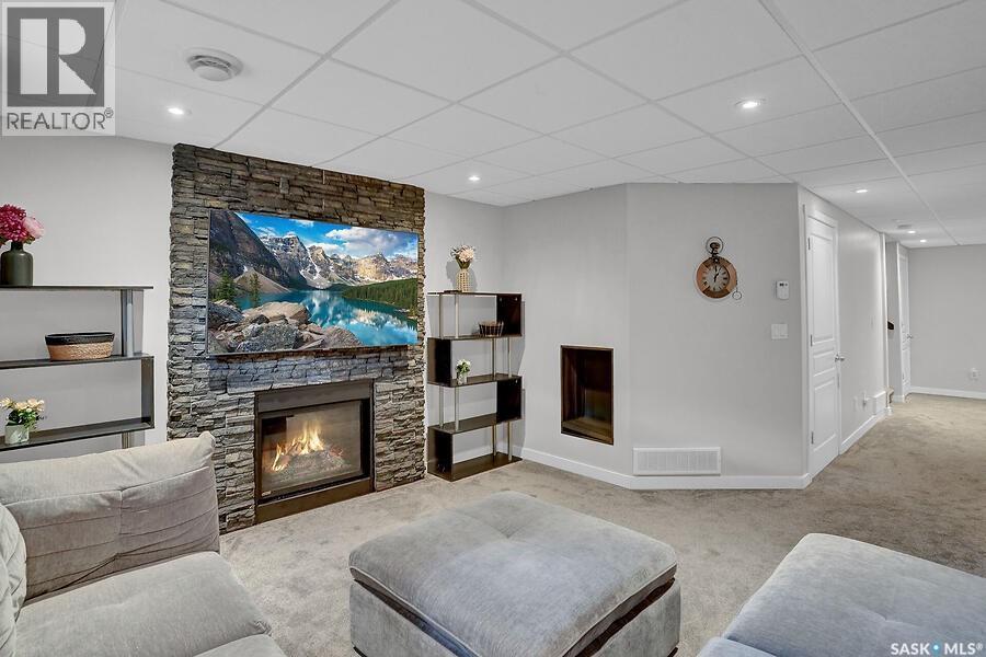 8705 Hincks LANE — photo 35