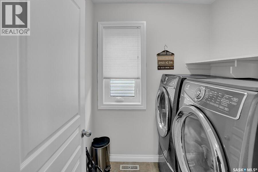 8705 Hincks LANE — photo 34