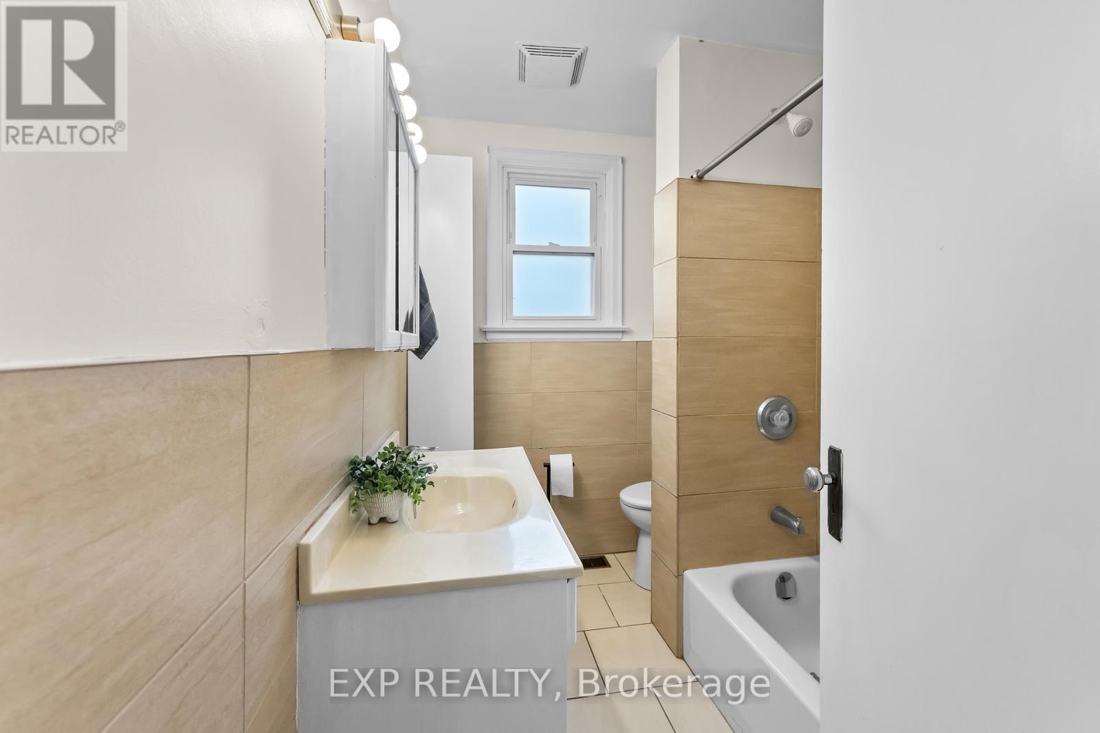 6 CEDARDALE AVENUE - 13