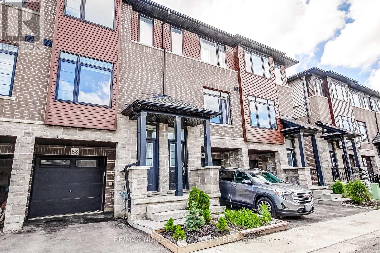 #58 461 BLACKBURN DRIVE - 1