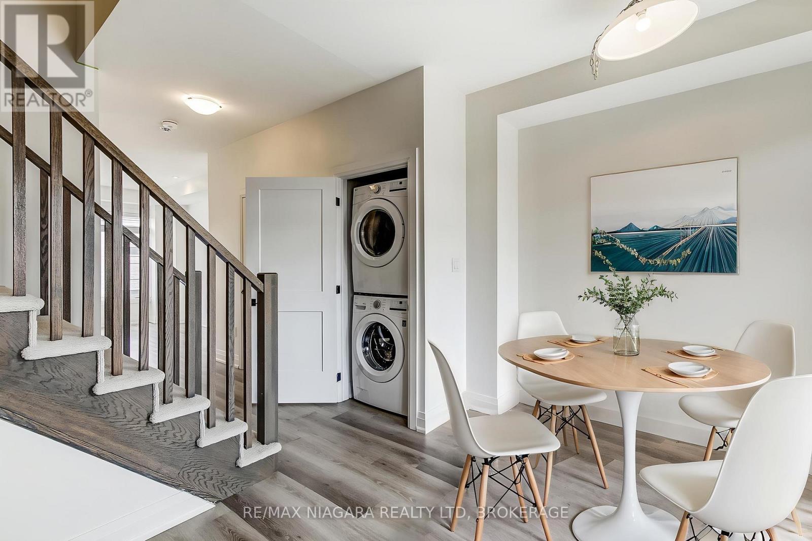 #58 461 BLACKBURN DRIVE - 22