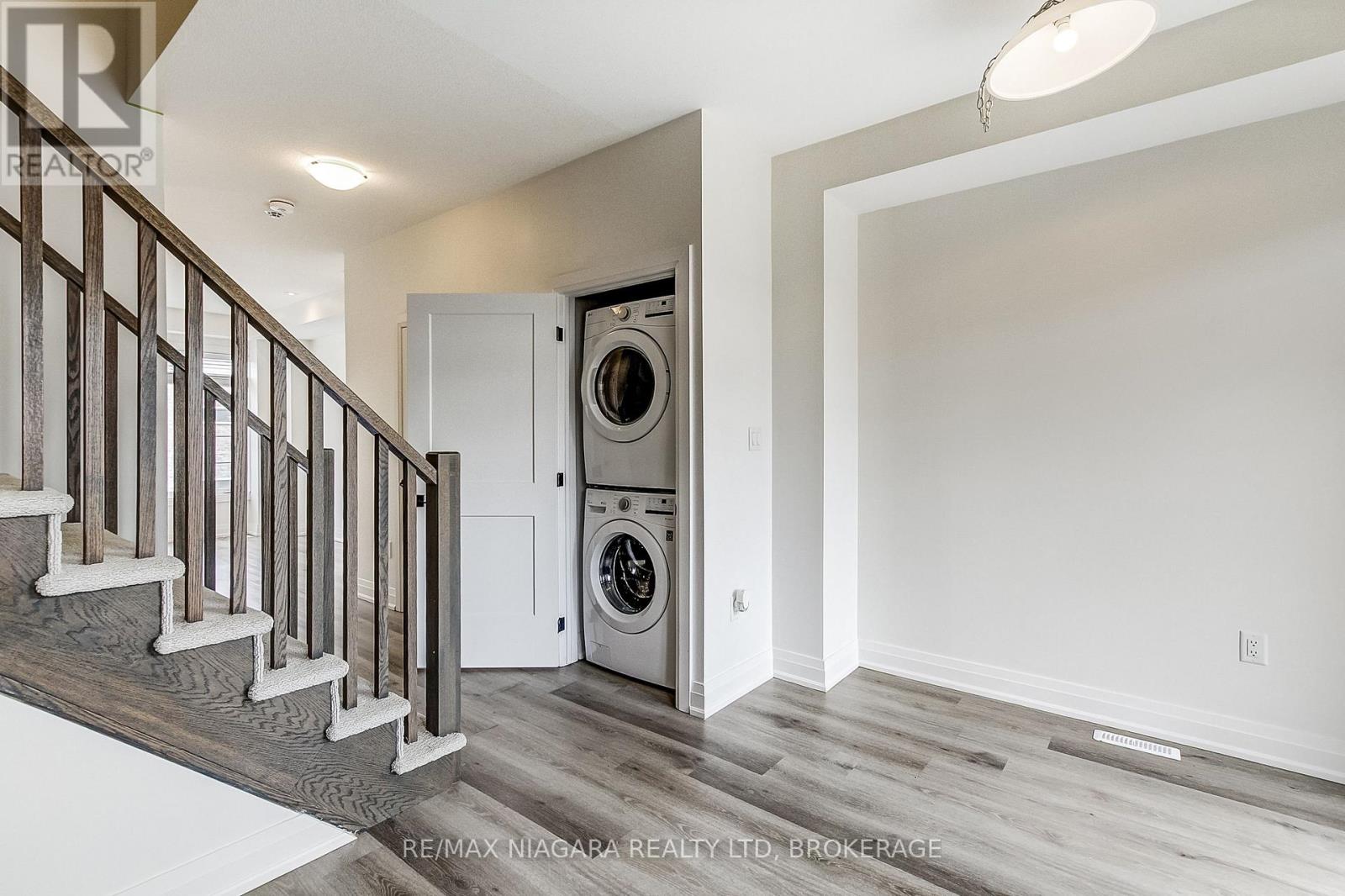 #58 461 BLACKBURN DRIVE - 23