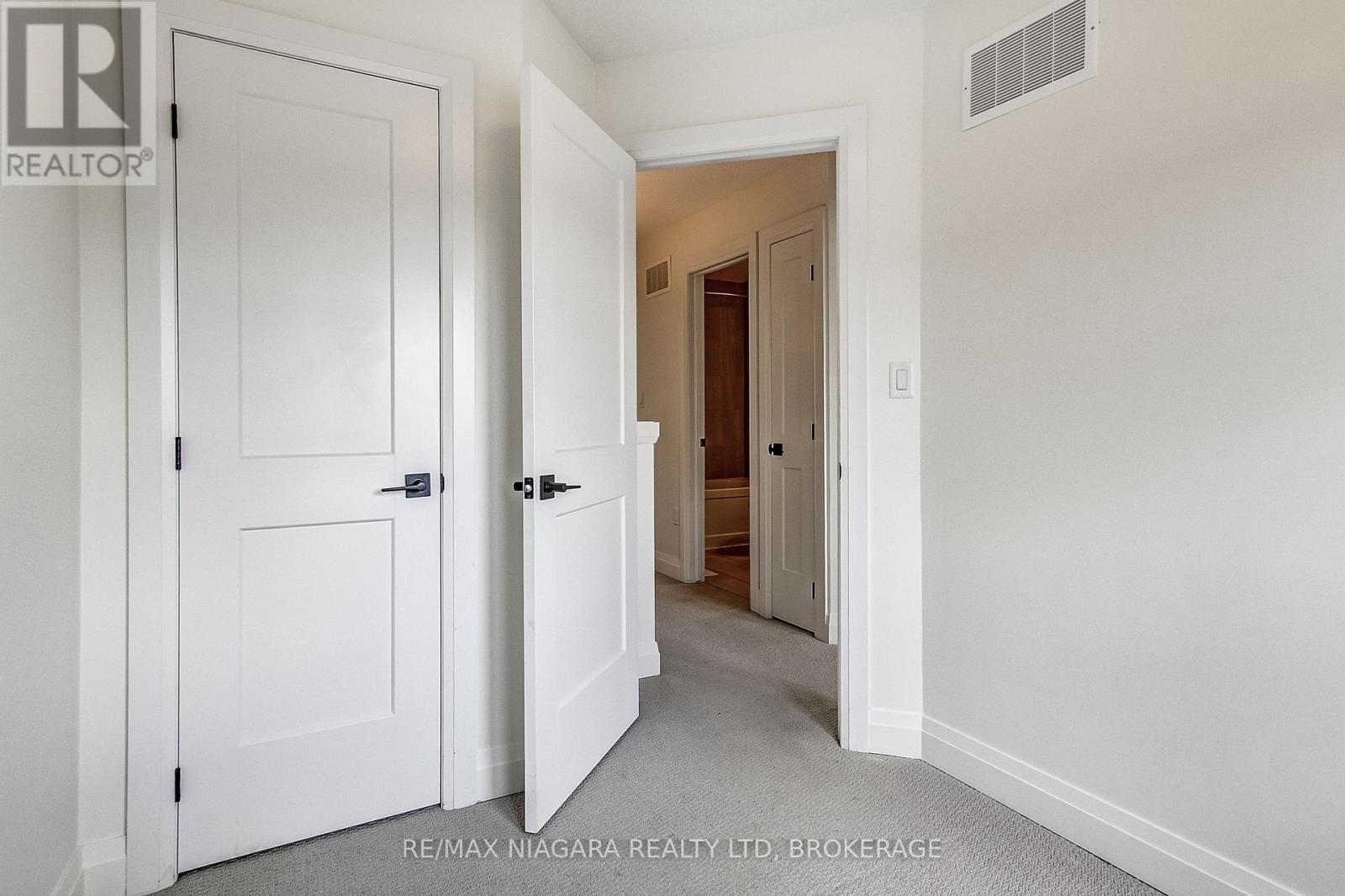 #58 461 BLACKBURN DRIVE - 27