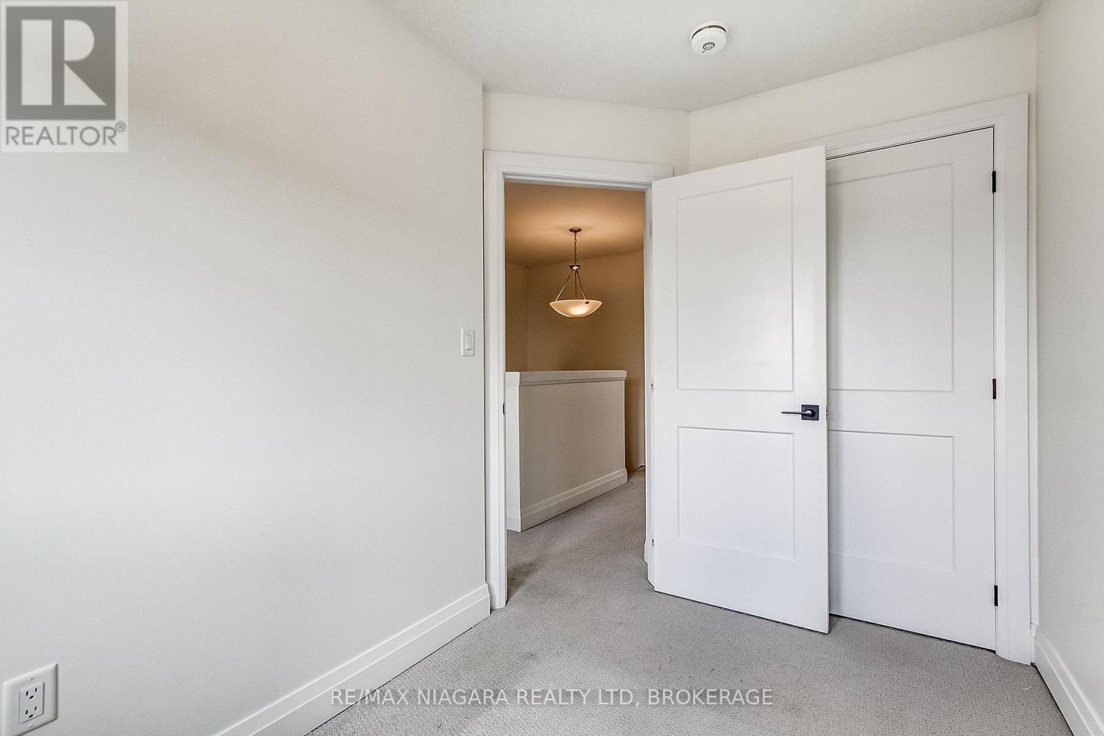 #58 461 BLACKBURN DRIVE - 29